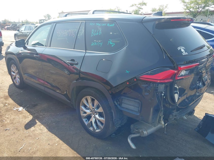 2024 TOYOTA GRAND HIGHLANDER auction photo 3