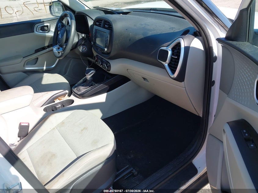 2020 KIA SOUL auction photo 5