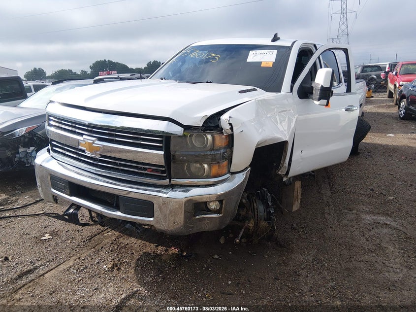 2016 Chevrolet Silverado, Left Side, IAAI, VIN 1GC1KWE88GF151644 — photo 2