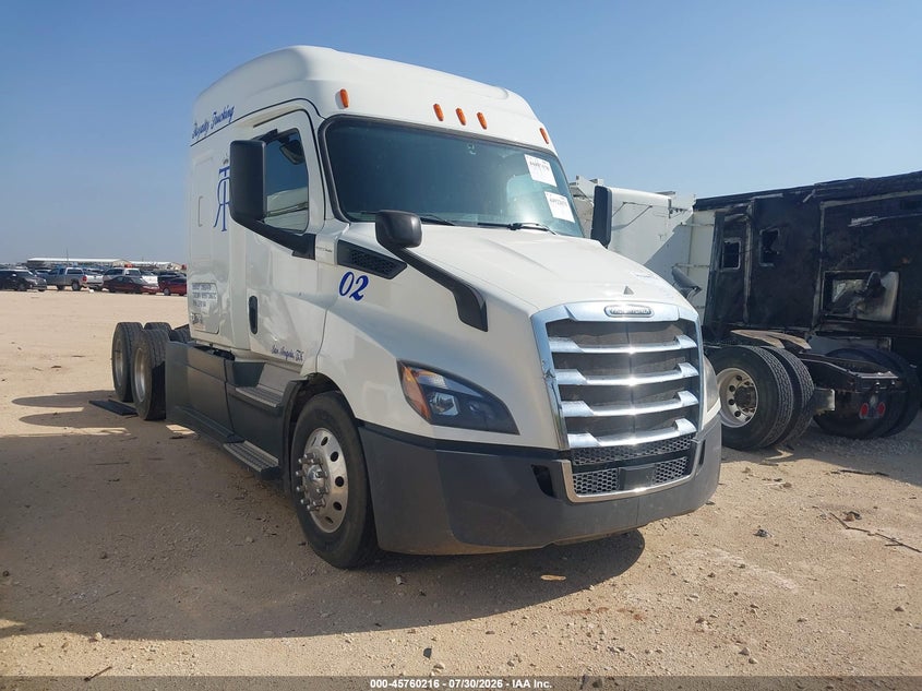 2020 FREIGHTLINER NEW CASCADIA 116