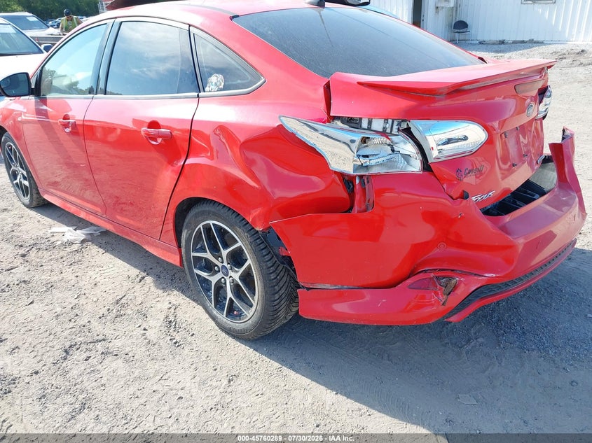 Vin: 1fadp3f26fl322632, lot: 46259039, ford focus se 20153
