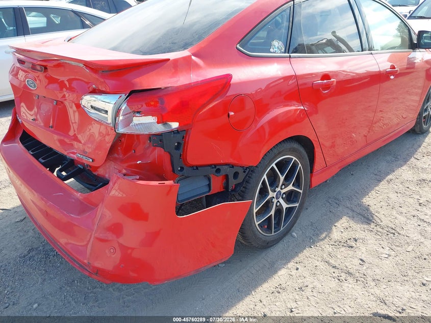 Vin: 1fadp3f26fl322632, lot: 46259039, ford focus se 20154