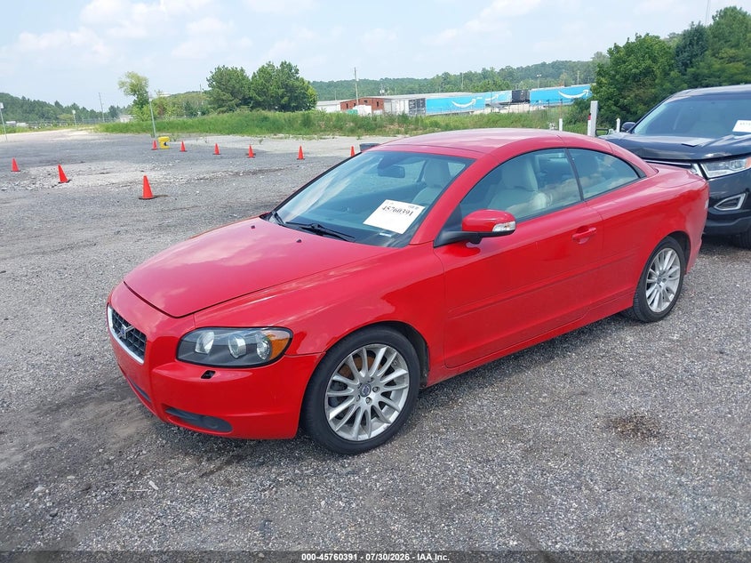 2008 VOLVO C70 auction photo 2