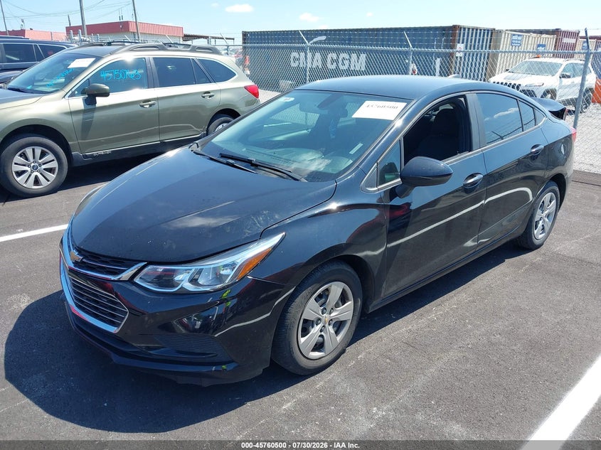 2017 CHEVROLET CRUZE auction photo 2