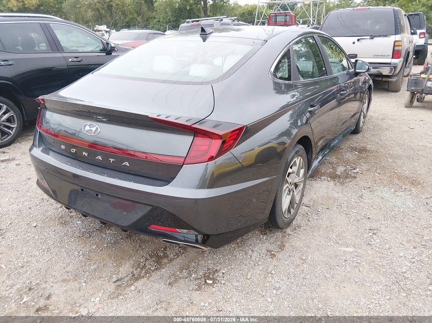 2023 HYUNDAI SONATA auction photo 4
