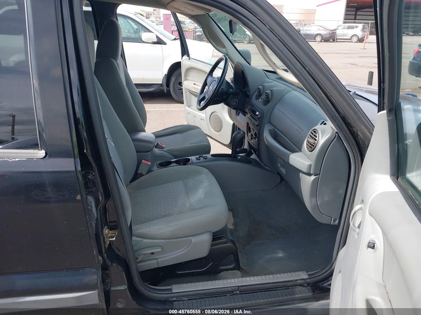 2006 JEEP LIBERTY auction photo 5