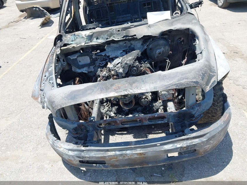 2014 RAM 1500 auction photo 6