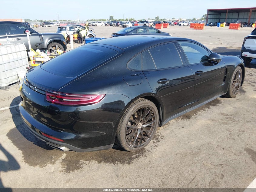 PORSCHE PANAMERA - zdjęcie 4