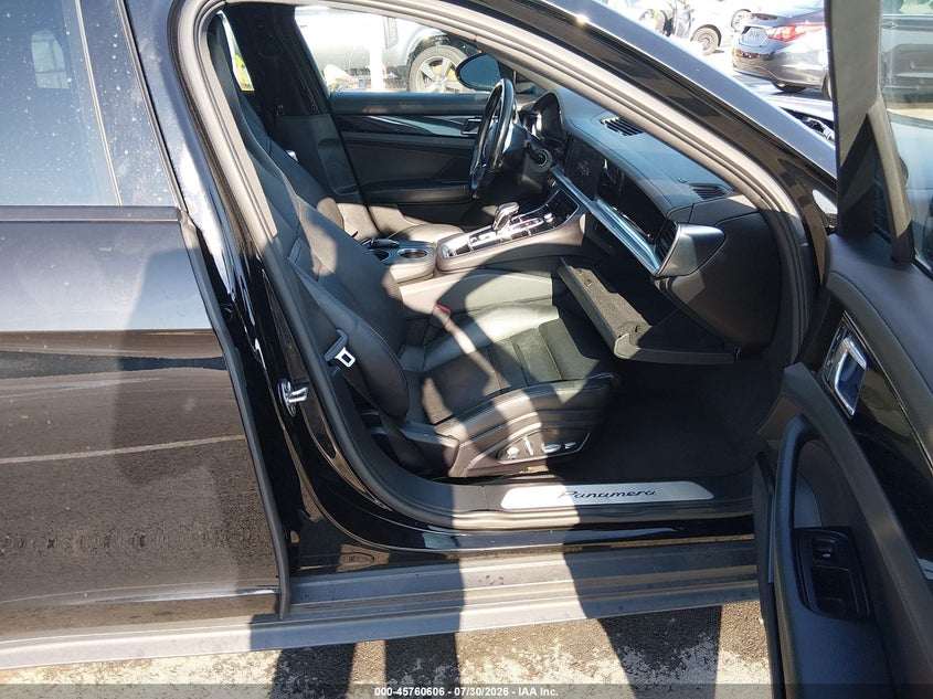 PORSCHE PANAMERA - zdjęcie 5