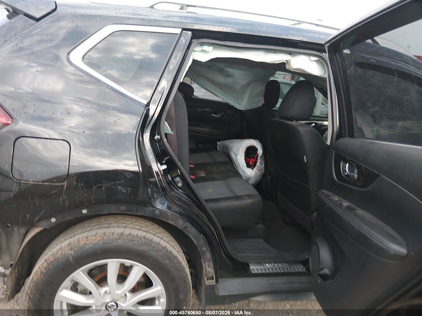 2020 NISSAN ROGUE auction photo 8