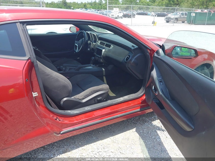 2015 CHEVROLET CAMARO auction photo 5