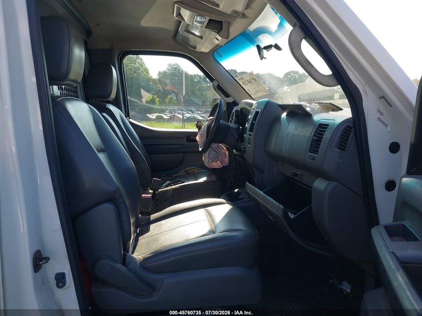 2012 NISSAN NV 2500 auction photo 5