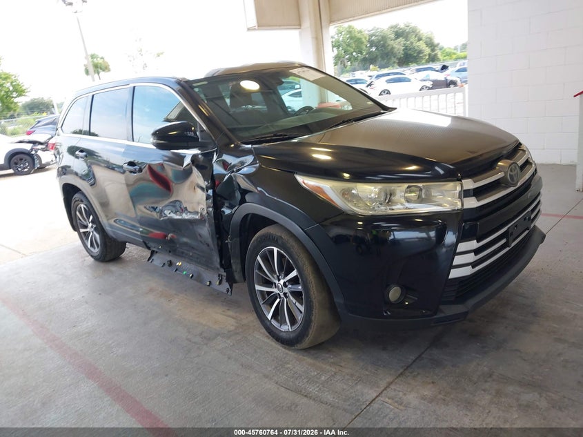 TOYOTA HIGHLANDER - zdjęcie 1