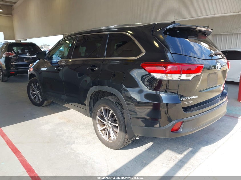 TOYOTA HIGHLANDER - zdjęcie 3