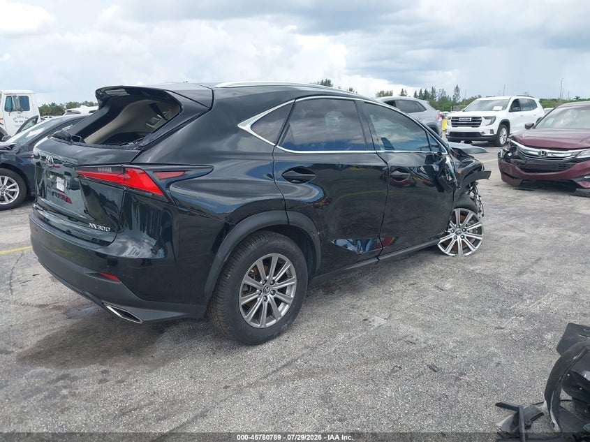 Vin: jtjdarbz6m2182776, lot: 46259538, lexus nx 300 20214