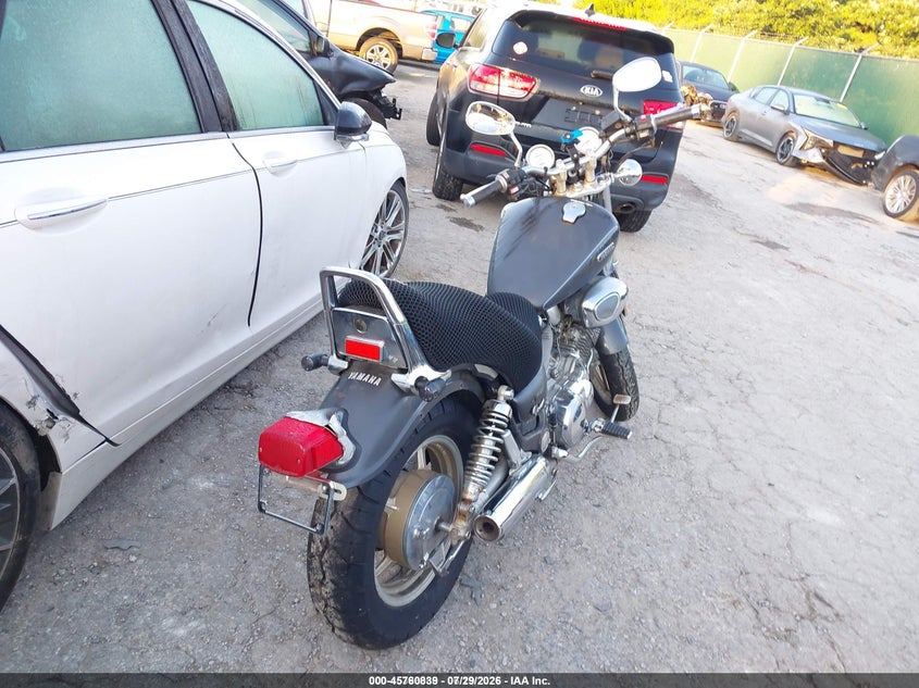 1993 YAMAHA XV750 auction photo 4