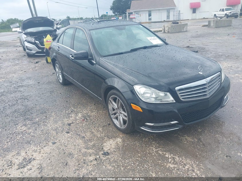 2014 MERCEDES-BENZ C 300 auction photo 1