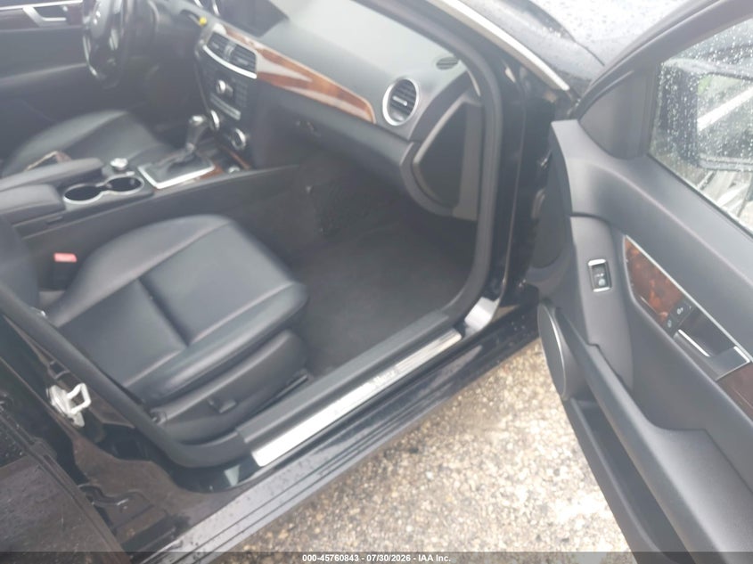 2014 MERCEDES-BENZ C 300 auction photo 5