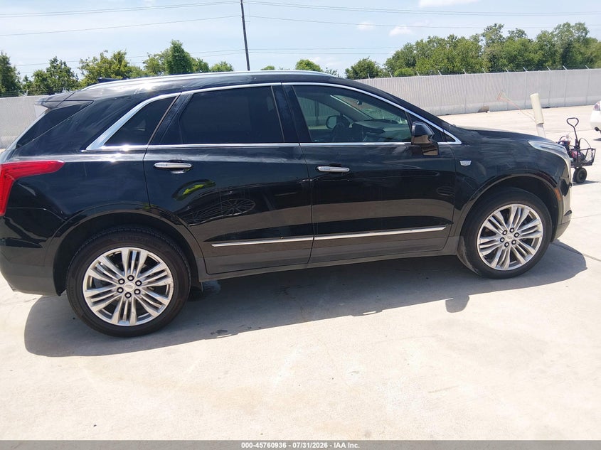 CADILLAC XT5 - zdjęcie 13