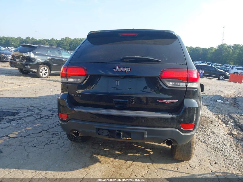 JEEP GRAND CHEROKEE - zdjęcie 16