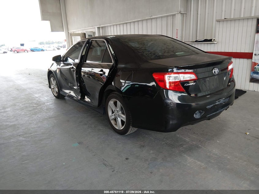 Vin: 4t1bf1fk5cu534397, lot: 46259868, toyota camry se 20123