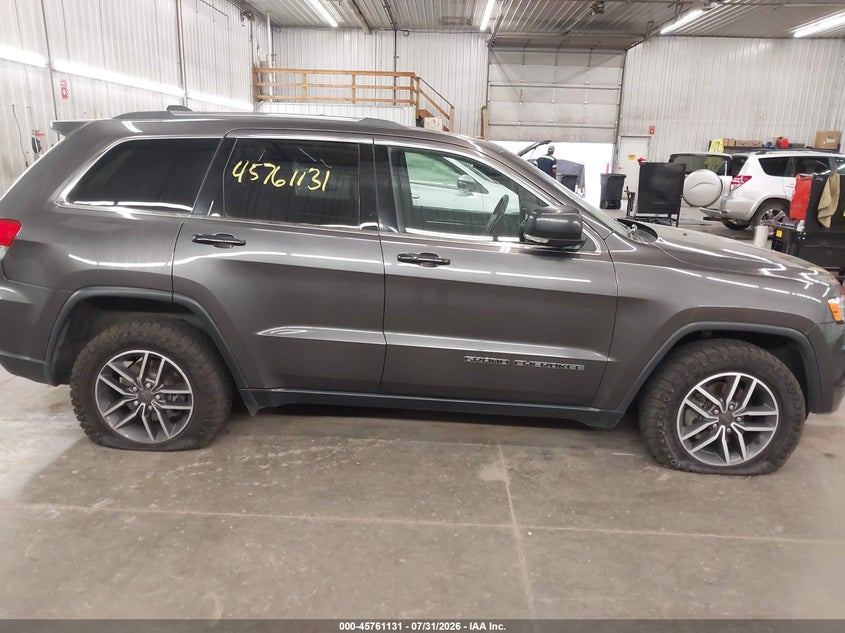 JEEP GRAND CHEROKEE - zdjęcie 14