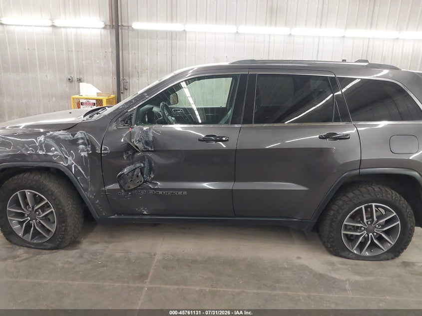 JEEP GRAND CHEROKEE - zdjęcie 15
