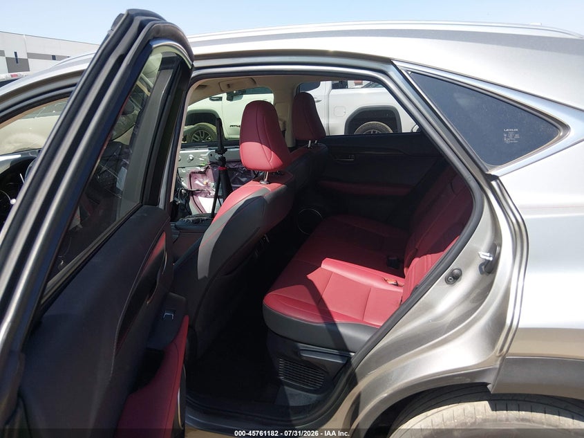 LEXUS NX 300 - zdjęcie 8