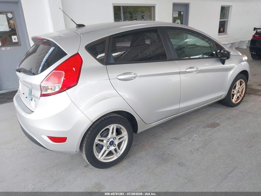 Vin: 3fadp4ej6hm156998, lot: 46260010, ford fiesta se 20174