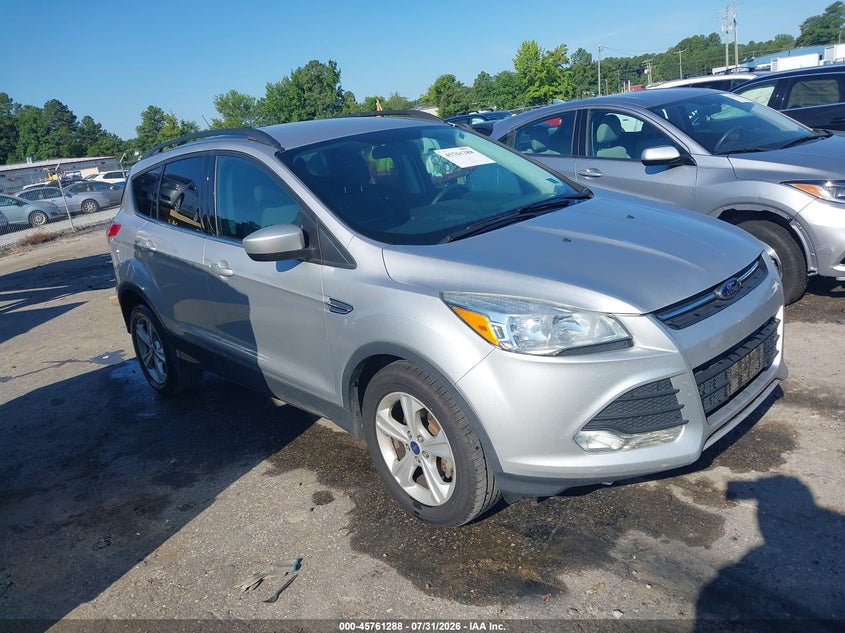 Vin: 1fmcu0gxxfua74561, lot: 46260037, ford escape se 2015 img_1