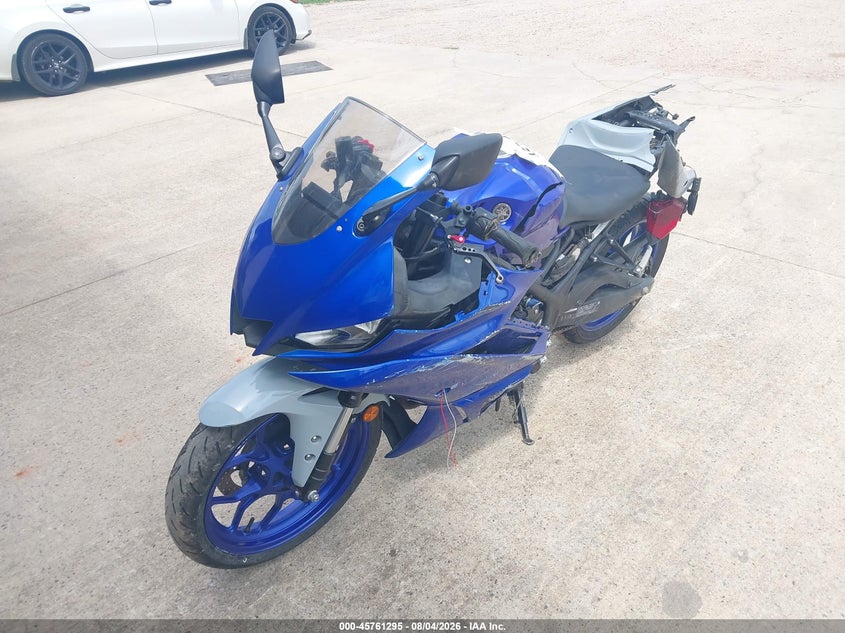 2020 YAMAHA YZFR3 auction photo 2