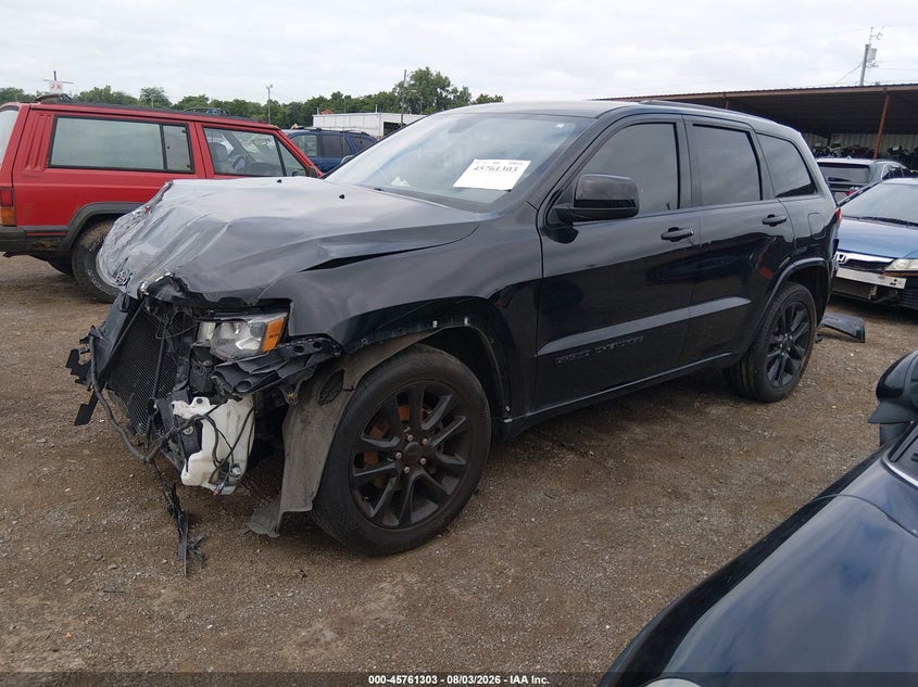 Vin: 1c4rjeag4jc338949, lot: 46260052, jeep grand cherokee altitude 4x2 20182