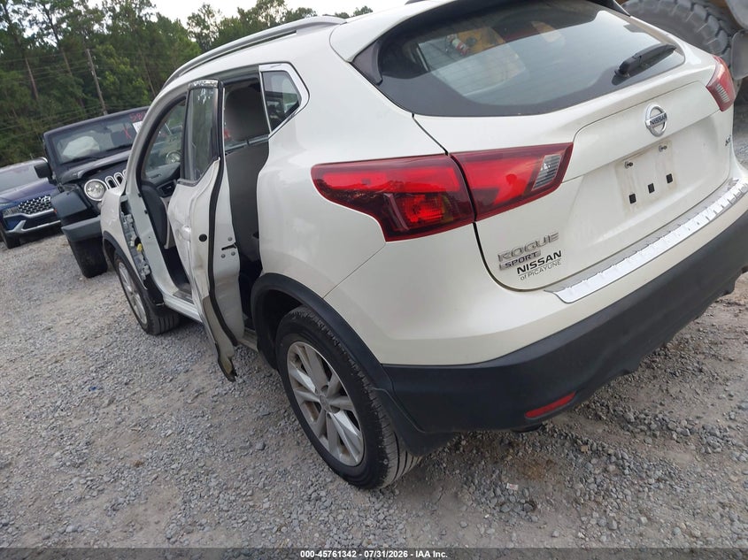 Vin: jn1bj1cp3jw107226, lot: 46260091, nissan rogue sport sv 20183
