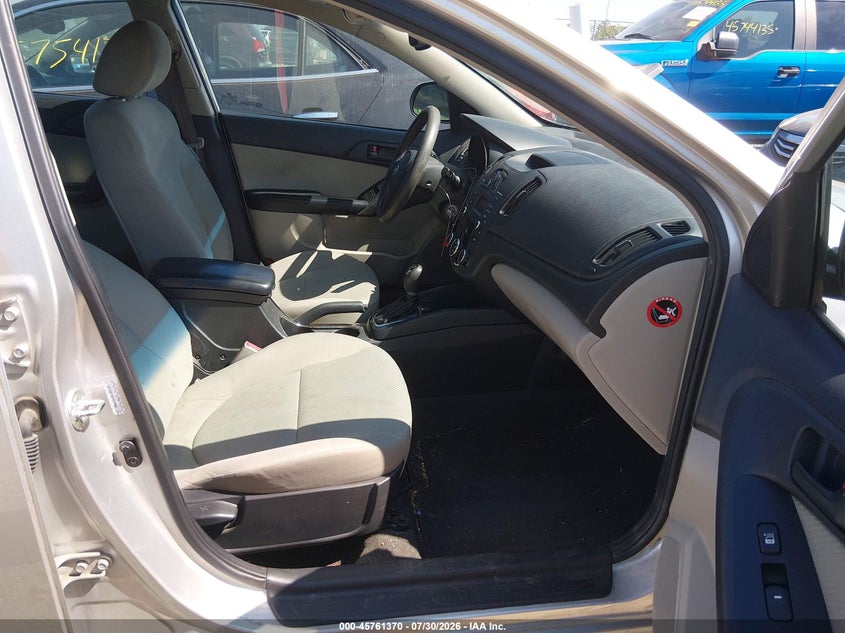 2012 KIA FORTE auction photo 5