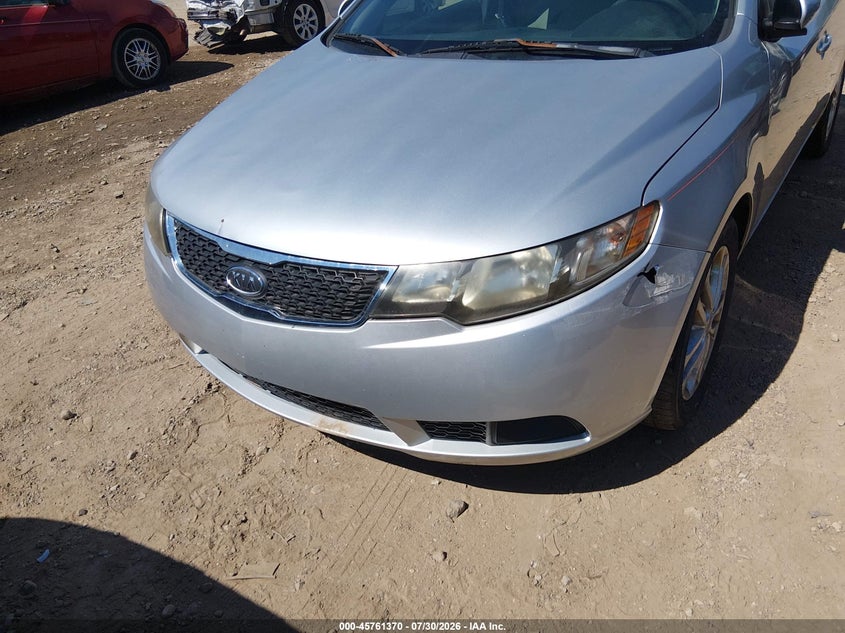 2012 KIA FORTE auction photo 6