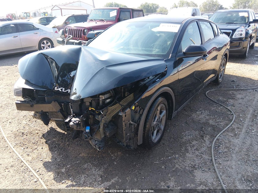 Vin: 3kpft4de5se077908, lot: 46260165, kia k4 lxs 20252