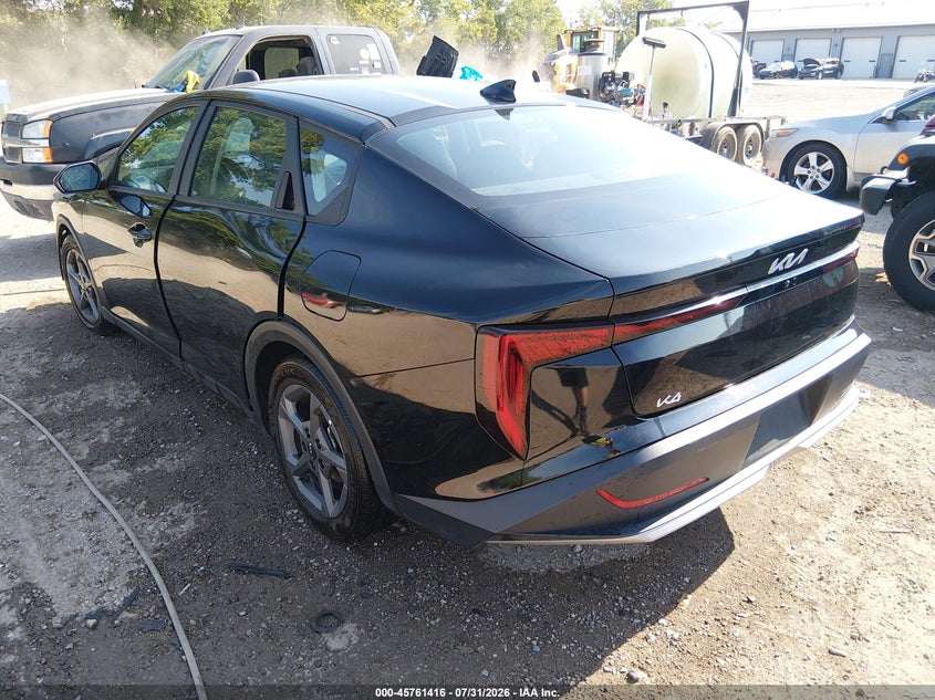 Vin: 3kpft4de5se077908, lot: 46260165, kia k4 lxs 20253