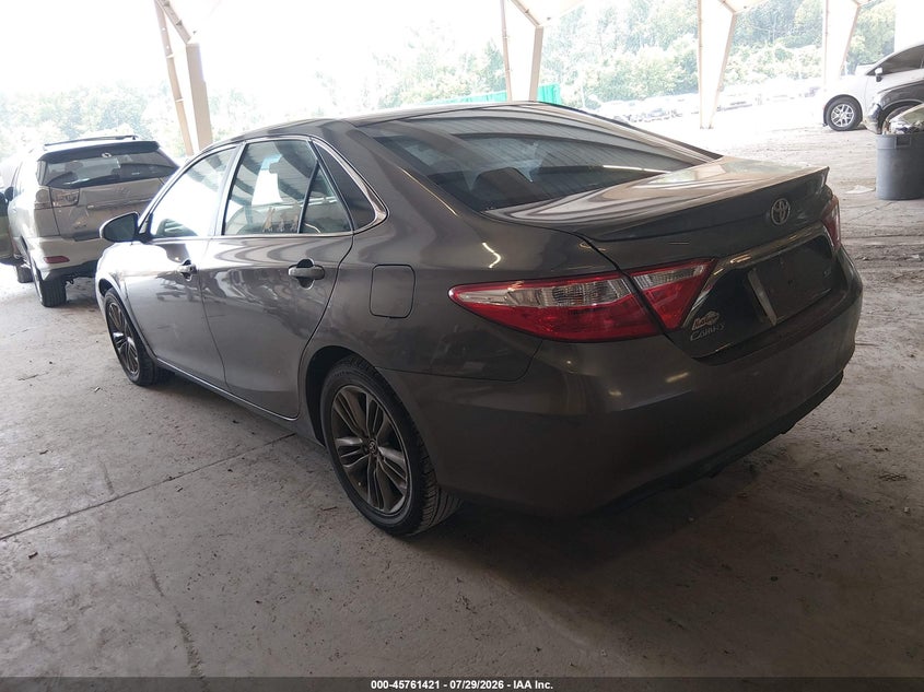 TOYOTA CAMRY - zdjęcie 3