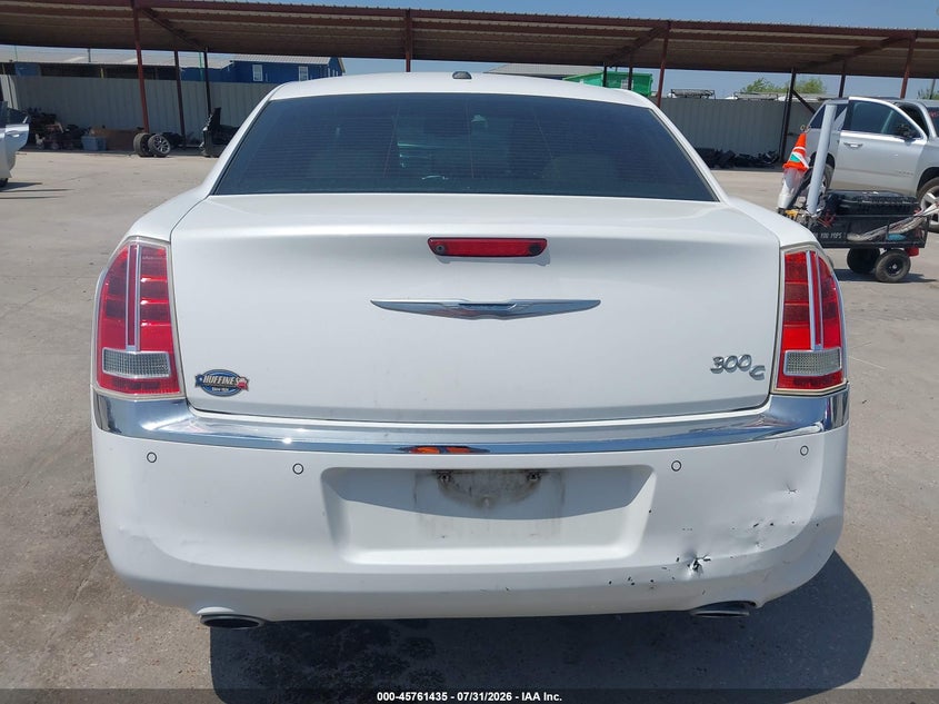 2014 CHRYSLER 300C auction photo 6