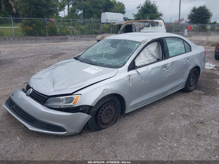2014 Volkswagen Jetta, По колу, IAAI, VIN 3VW2K7AJ0EM231677 — фото 2