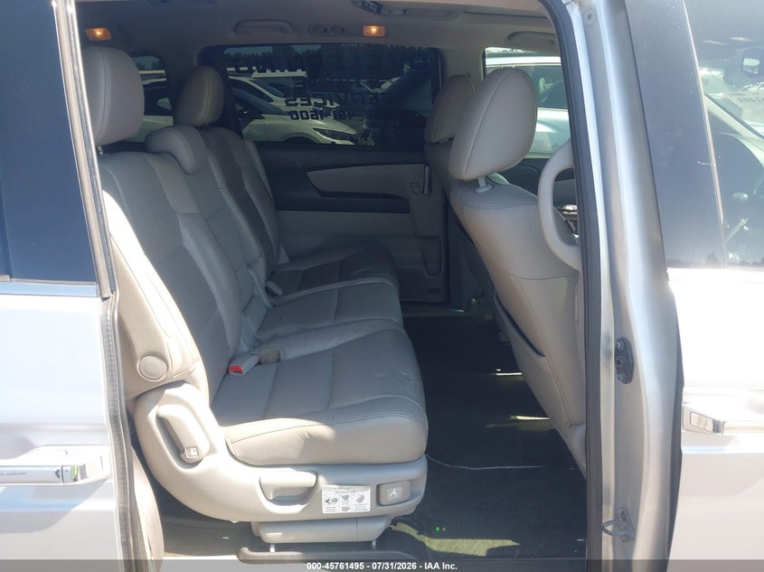 2011 HONDA ODYSSEY auction photo 8