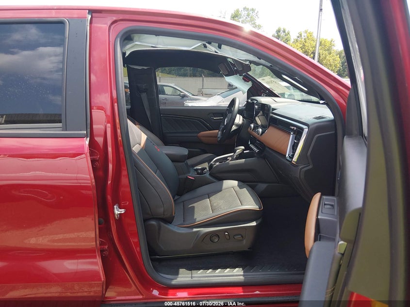 2024 GMC CANYON auction photo 5
