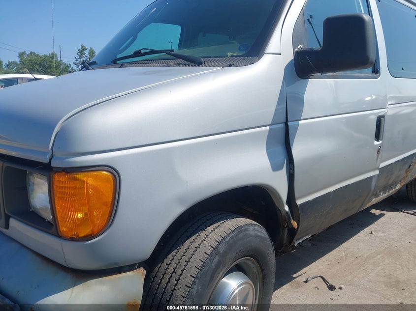 FORD ECONOLINE 2004 VIN 1FBNE31L64HA42220