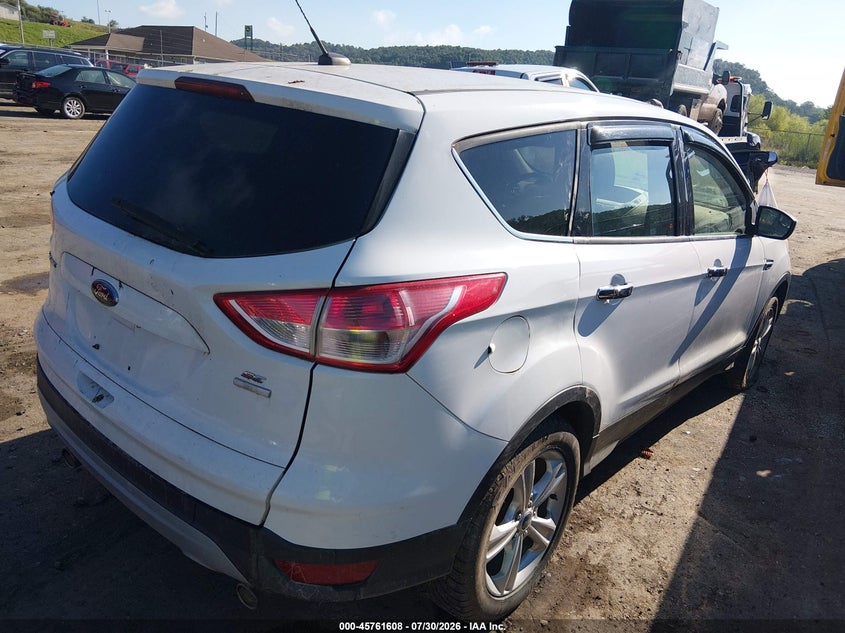Vin: 1fmcu9gx5dua60830, lot: 46260357, ford escape se 20134