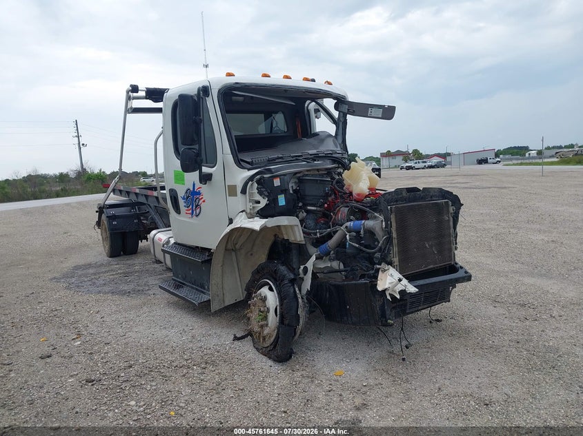 2018 FREIGHTLINER M2 106 auction photo 1