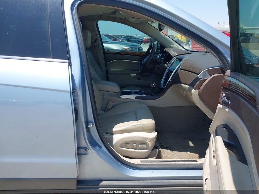 2013 CADILLAC SRX auction photo 5