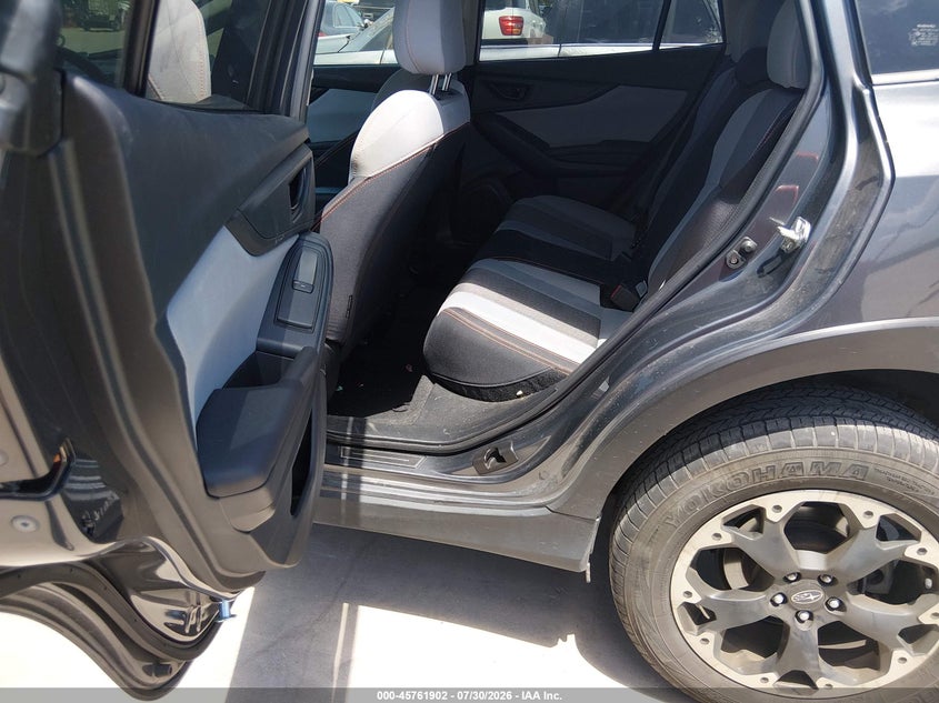 2023 SUBARU CROSSTREK auction photo 8