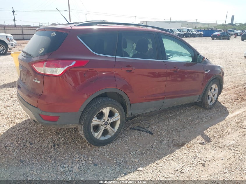 Vin: 1fmcu0gx1eua13114, lot: 46260739, ford escape se 20144