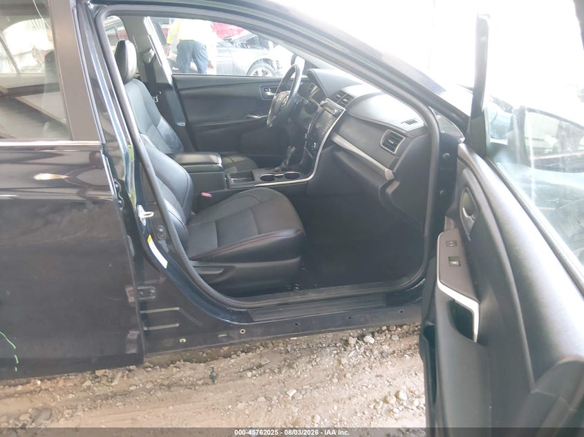 2017 TOYOTA CAMRY auction photo 5
