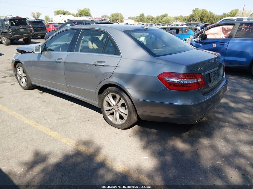 2010 MERCEDES-BENZ E 350 auction photo 3